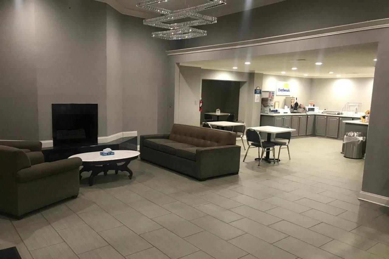 Days Inn & Suites By Wyndham Collierville Germantown Area Exterior foto