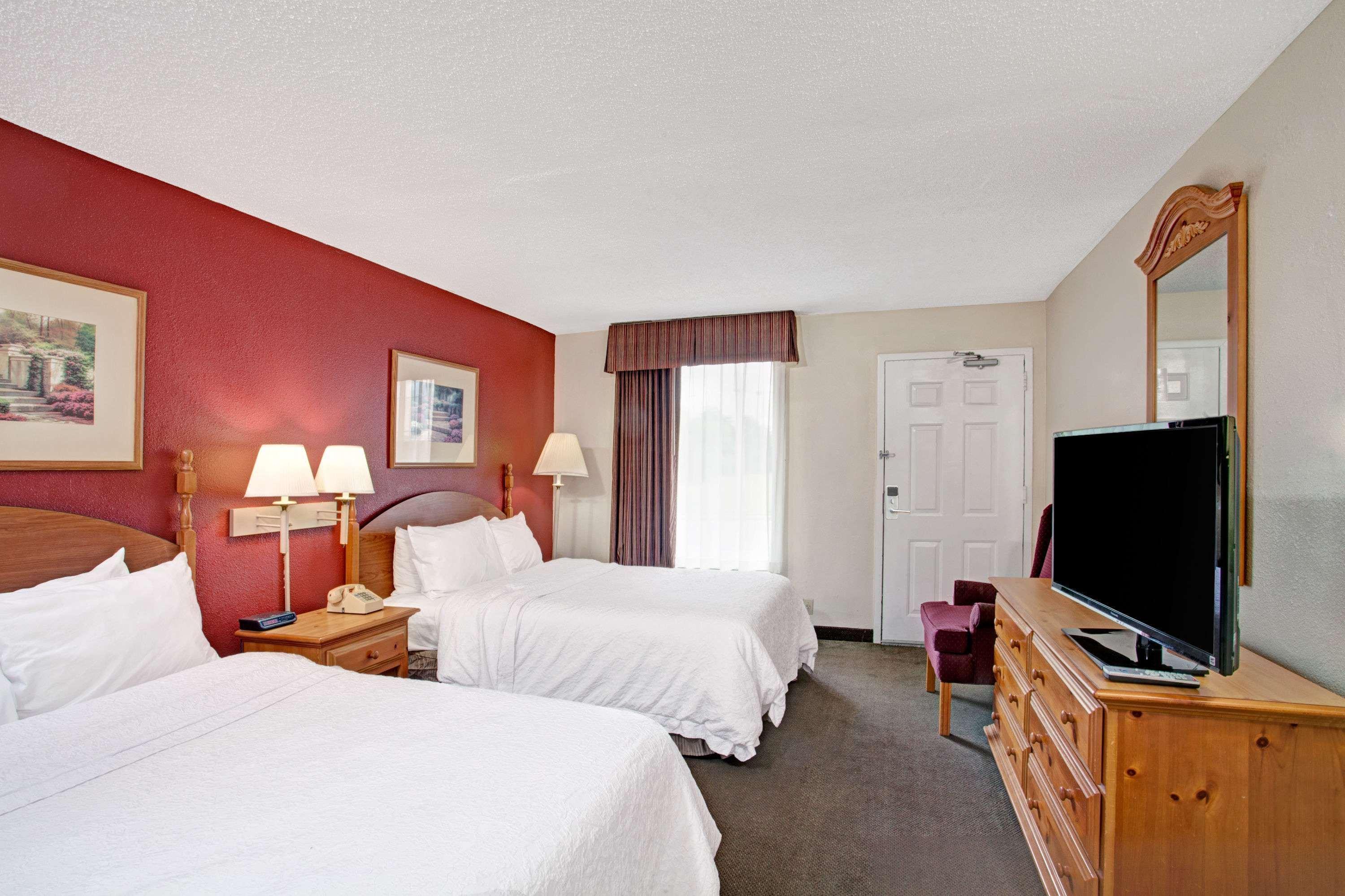 Days Inn & Suites By Wyndham Collierville Germantown Area Exterior foto